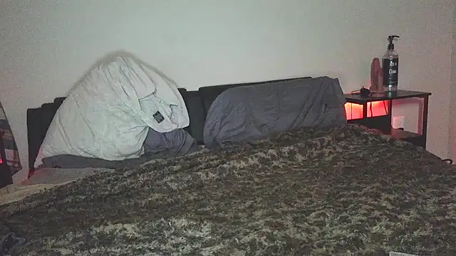 hisgothslvt online show from April 13, 1:09 am