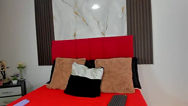 samanta  fox online show from April 10, 2:02 pm