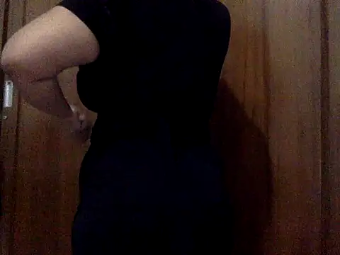 vixenrae online show from April 17, 9:06 pm