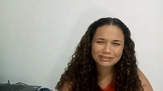 AlesiaDelross online show from April 20, 6:09 pm