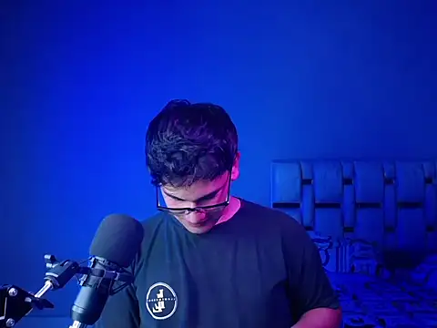 Andruetxx online show from April 13, 12:47 am