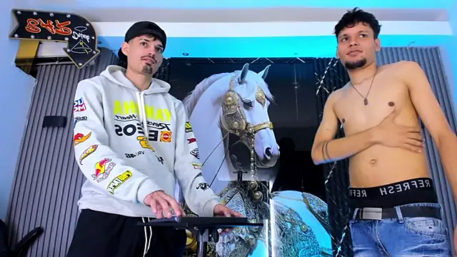 Iam steven  online show from April 10, 3:19 pm