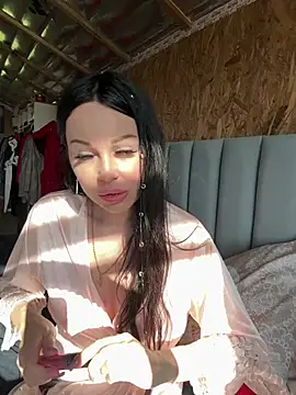 Snapshot of Alenka_ki chatting on April 27, 5:38 am Alenka ki online show from April 27, 5:38 am
