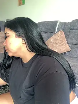 Snapshot of megan_purpura chatting on June 25, 7:19 pm megan purpura online show from June 25, 7:19 pm