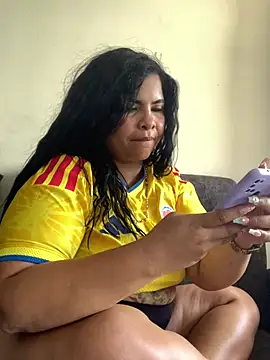 Snapshot of megan_purpura chatting on July 7, 7:50 pm megan purpura online show from July 7, 7:50 pm