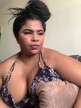 Snapshot of megan_purpura chatting on June 16, 6:52 pm megan purpura online show from June 16, 6:52 pm