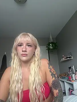 BettyBadNews online show from April 30, 5:53 pm