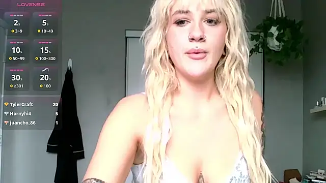 BettyBadNews online show from May 15, 5:33 pm