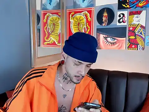 Murdockk online show from May 18, 5:56 am