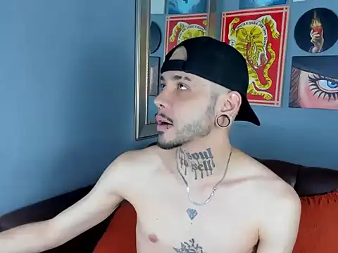 Murdockk online show from May 15, 1:14 am