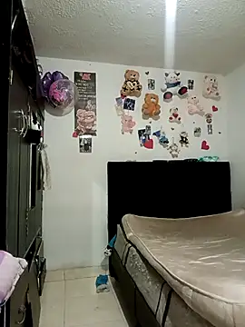 carolina muller05 online show from April 17, 4:10 pm