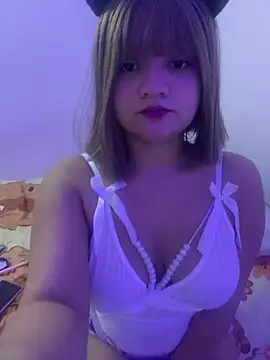 Karina PrettyHot69 online show from April 23, 11:17 pm