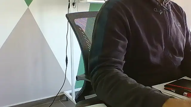 Snapshot of brunosso85ita chatting on April 27, 7:06 am brunosso85ita online show from April 27, 7:06 am