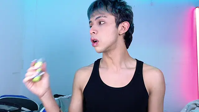 Snapshot of Apolo_Prince1 chatting on July 15, 11:01 pm Apolo Prince1 online show from July 15, 11:01 pm