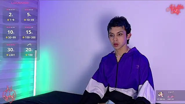 Snapshot of Apolo_Prince1 chatting on August 1, 1:25 am Apolo Prince1 online show from August 1, 1:25 am