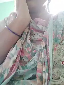 Snapshot of Monika_telugu_queen chatting on July 3, 11:28 am Monika telugu queen online show from July 3, 11:28 am