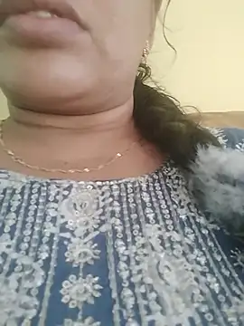 Snapshot of Monika_telugu_queen chatting on June 26, 8:53 am Monika telugu queen online show from June 26, 8:53 am