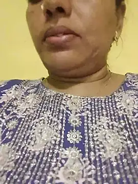 Snapshot of Monika_telugu_queen chatting on July 7, 1:58 pm Monika telugu queen online show from July 7, 1:58 pm