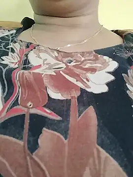 Snapshot of Monika_telugu_queen chatting on June 16, 5:51 am Monika telugu queen online show from June 16, 5:51 am