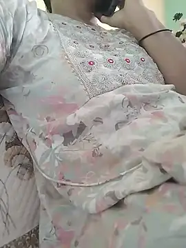 Snapshot of Monika_telugu_queen chatting on July 2, 8:09 am Monika telugu queen online show from July 2, 8:09 am