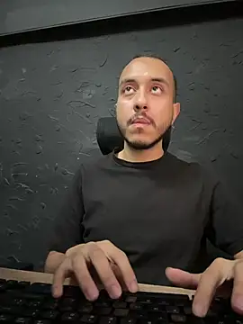 cristianstone2 online show from April 20, 9:38 pm