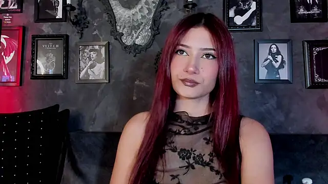 Snapshot of Hanna_Hex chatting on July 1, 12:27 pm Hanna Hex online show from July 1, 12:27 pm