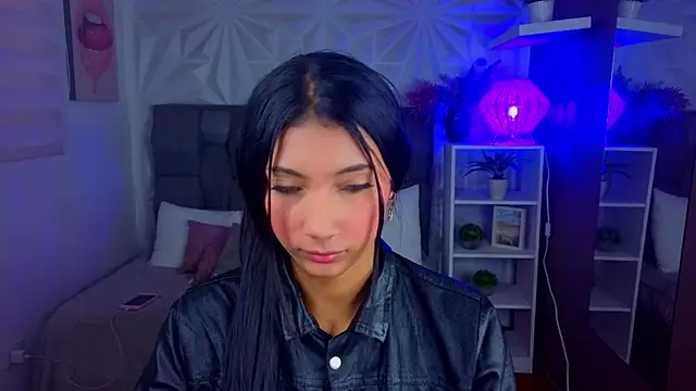 Snapshot of Perlaa_moon_ chatting on July 14, 7:09 pm Perlaa moon online show from July 14, 7:09 pm