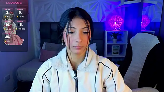 Snapshot of Perlaa_moon_ chatting on June 15, 12:38 pm Perlaa moon online show from June 15, 12:38 pm