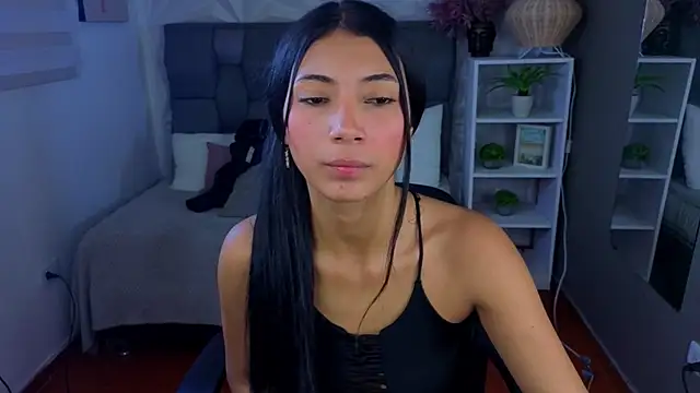 Snapshot of Perlaa_moon_ chatting on July 11, 4:51 pm Perlaa moon online show from July 11, 4:51 pm