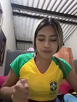 Kimmiebellarie online show from June 14, 2:08 am