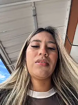 Kimmiebellarie online show from June 24, 2:04 pm