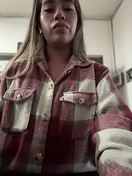 Kimmiebellarie online show from May 4, 12:19 pm