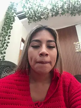 Kimmiebellarie online show from May 27, 1:40 pm