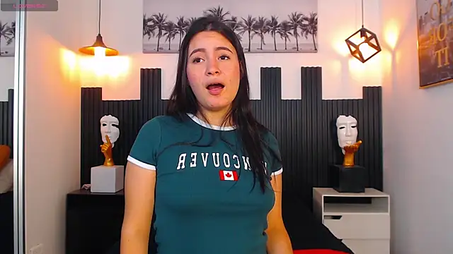 rosaleia  online show from April 16, 9:39 pm