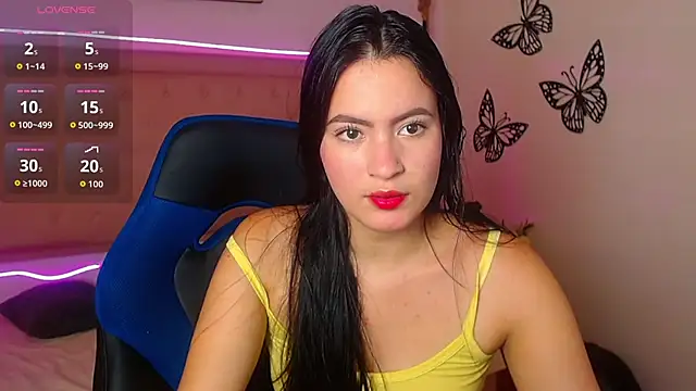 rosaleia  online show from May 28, 3:58 am