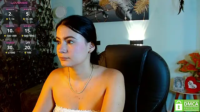 Snapshot of rosaleia_ chatting on July 16, 4:09 am rosaleia online show from July 16, 4:09 am