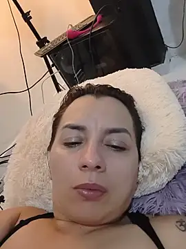 Snapshot of Sofia_Mature_ chatting on May 31, 4:57 pm Sofia Mature online show from May 31, 4:57 pm
