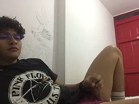 xhecho uzumaki online show from June 3, 4:02 am