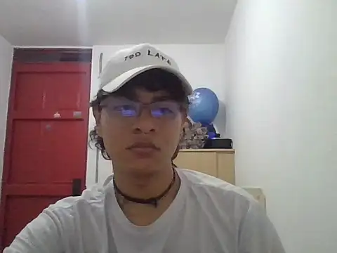 xhecho uzumaki online show from May 9, 5:11 am