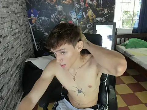 Snapshot of sebas_jusa chatting on June 6, 12:43 pm sebas jusa online show from June 6, 12:43 pm