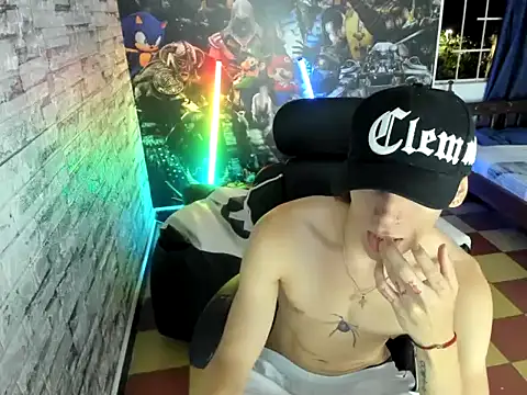 sebas jusa online show from May 12, 1:13 am