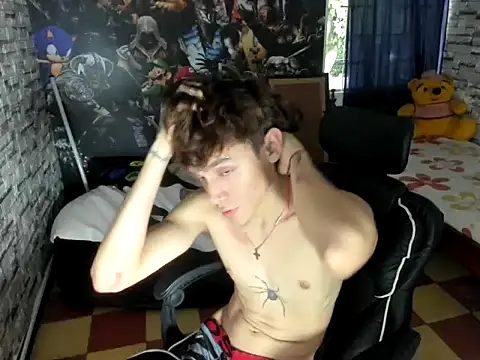 Snapshot of sebas_jusa chatting on June 27, 12:00 pm sebas jusa online show from June 27, 12:00 pm
