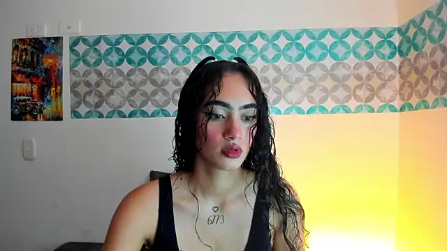 Snapshot of shelsy_d chatting on May 4, 9:50 pm shelsy d online show from May 4, 9:50 pm
