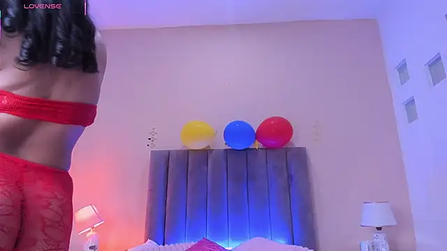 scarlet pielcanela online show from June 20, 8:47 pm