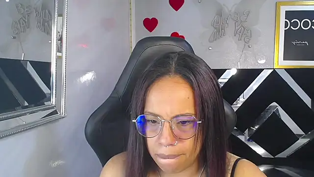 Snapshot of valerytp chatting on June 17, 2:55 am valerytp online show from June 17, 2:55 am