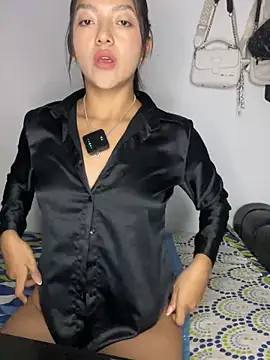 Catalina222 online show from May 19, 8:38 pm