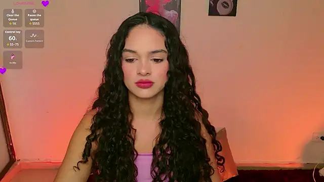 Snapshot of MaraVelvett chatting on June 12, 12:03 pm MaraVelvett online show from June 12, 12:03 pm