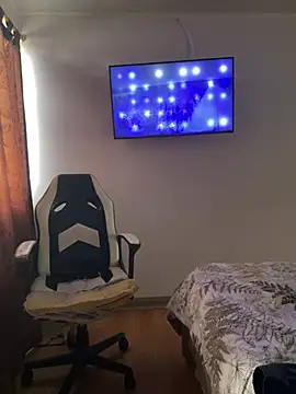 wylbunny online show from April 16, 8:42 pm