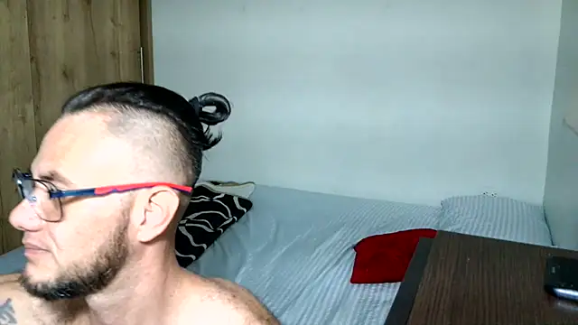 andrew 1520 online show from January 31, 7:12 pm