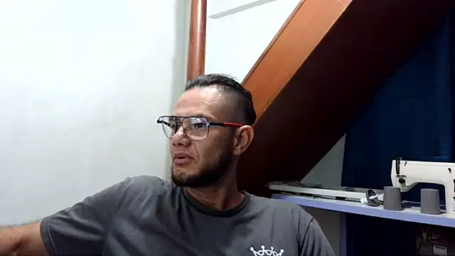 andrew 1520 online show from February 3, 2:21 am